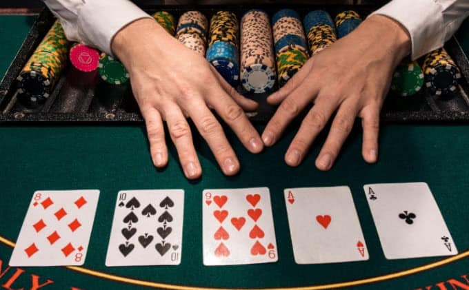 Mẹo chơi Poker hay giúp bạn hạ gục đối thủ trong tích tắc