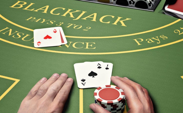 Nếu muốn thắng nhà cái thì phải tránh những sai lầm này trong Blackjack