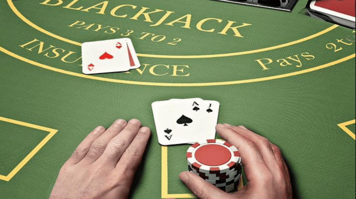 Quy tắc Blackjack bổ sung: Chia bài và phương thức giao dịch