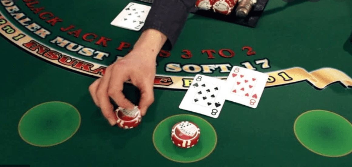 Cách hiệu quả nhất để học chơi game bài Blackjack là gì?