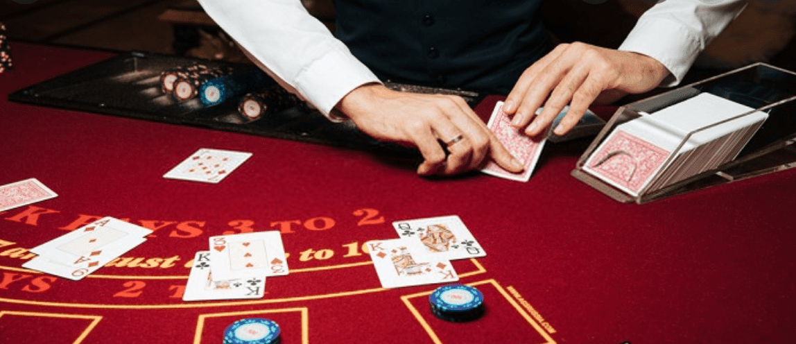 Khi tới với dòng game cá cược Blackjack thì người chơi cần phải có những kiến thức gì?